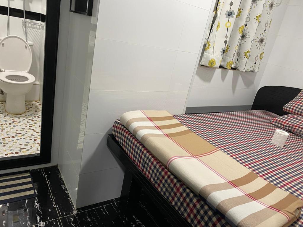 Budget Hostel Block D 10Th Floor Hong Kong Exterior photo